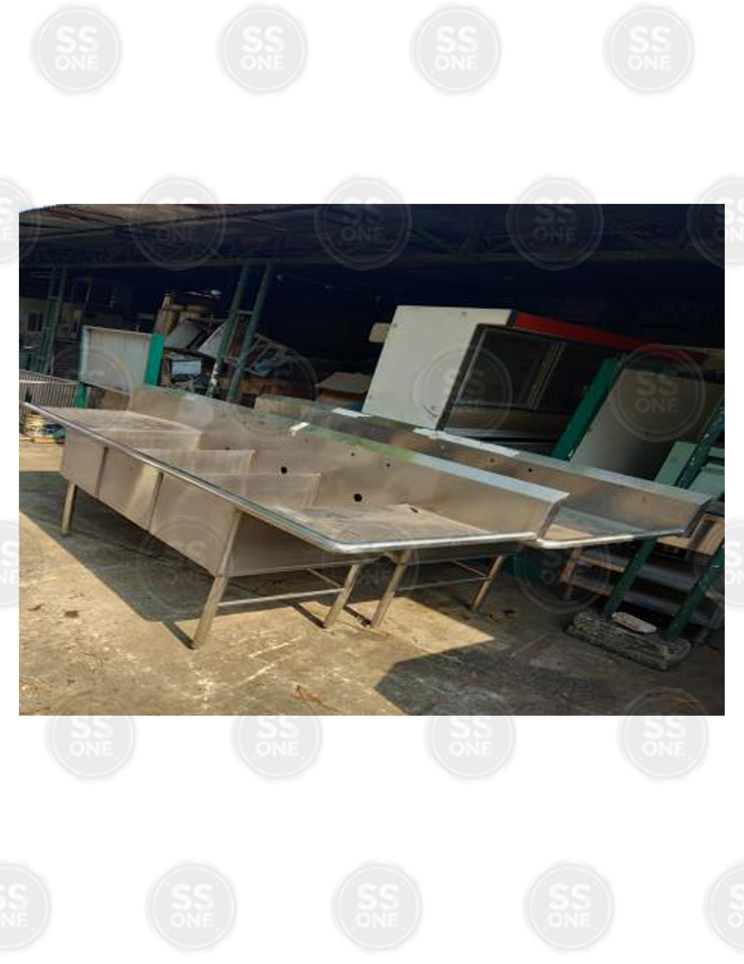 3 COMPARTMENT DISHWASHING SOILED DISH SINKTABLE RIGHT