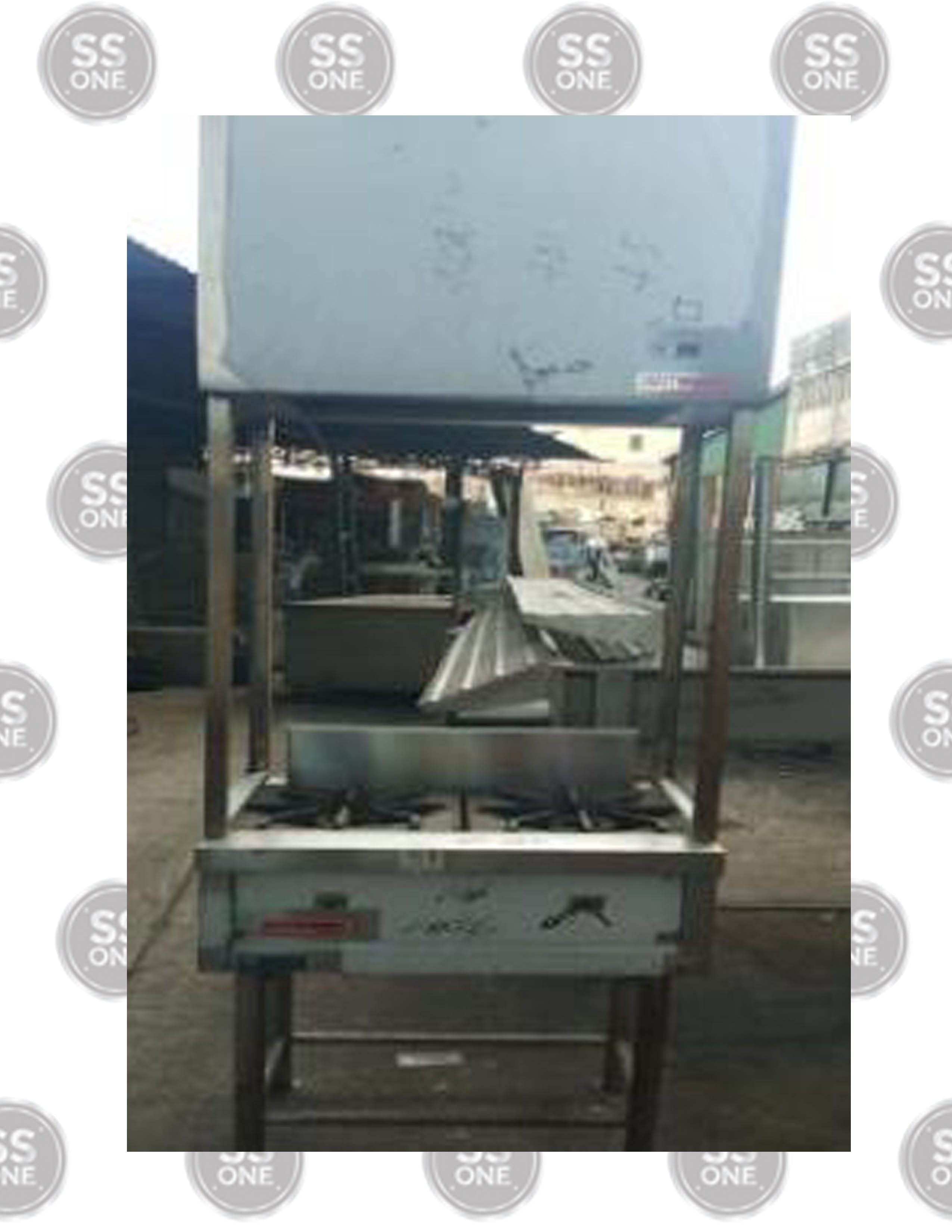 2 OPEN TOP LP BURNER COMMERCIAL BURNER W/ PRE STANDING HOOD CANOPY W/ GLASS ENCLOSURE PANEL DESIGN